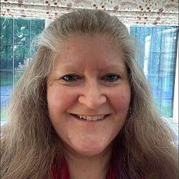 Nicola Warren